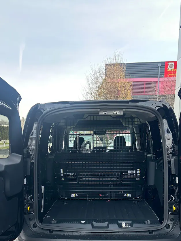 Ford Transit Courier dcab. van 1.0 Trend/125CV/Aut.
