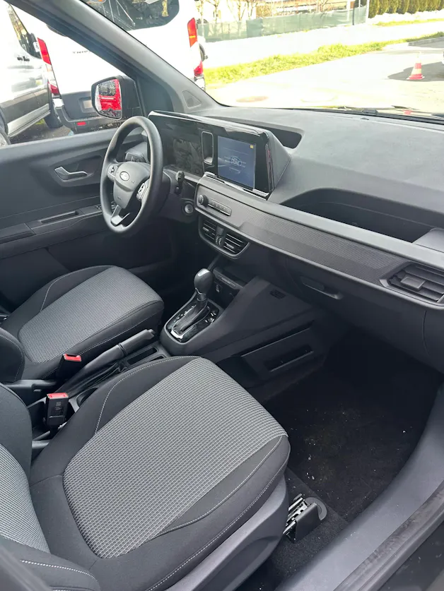 Ford Transit Courier dcab. van 1.0 Trend/125CV/Aut.