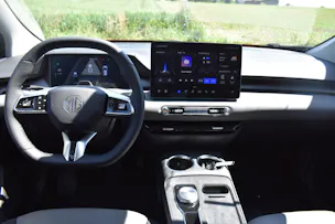 MG 4 EV 64kWh Premium