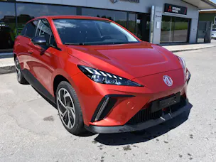 MG 4 EV 64kWh Premium