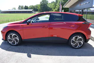 MG 4 EV 64kWh Premium