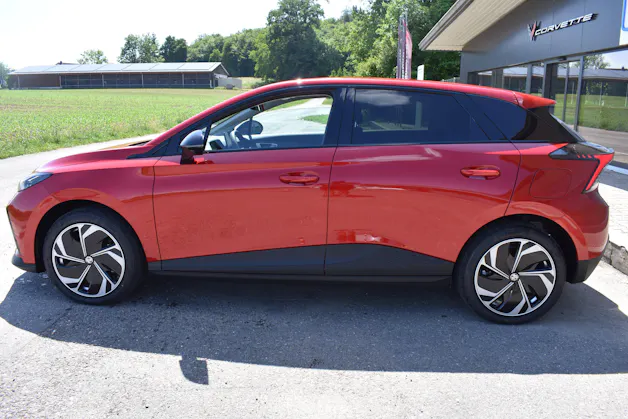MG 4 EV 64kWh Premium