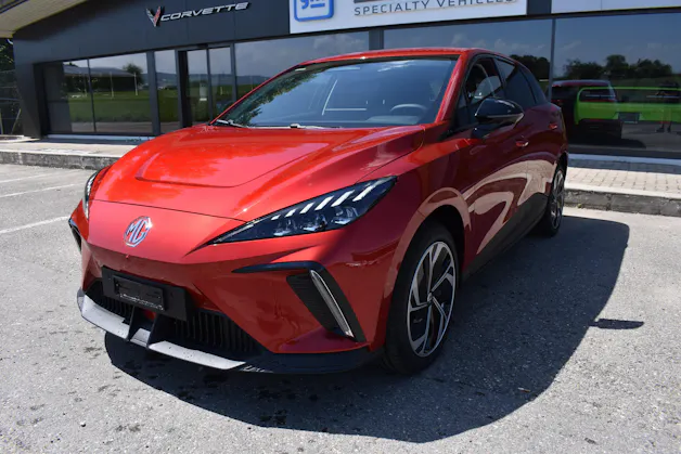 MG 4 EV 64kWh Premium