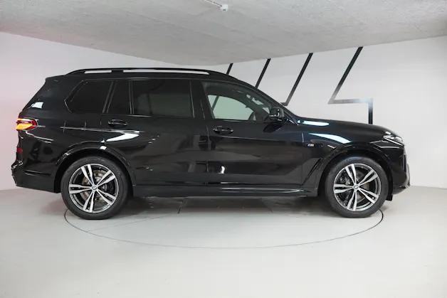 BMW X7 xDrive 48V 40d M Sport Pro Steptronic