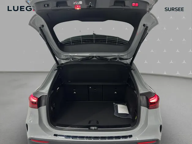 Mercedes-Benz GLA 200 Night Star 7G-DCT