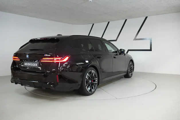 BMW i5 M60 Touring M Sport Pro