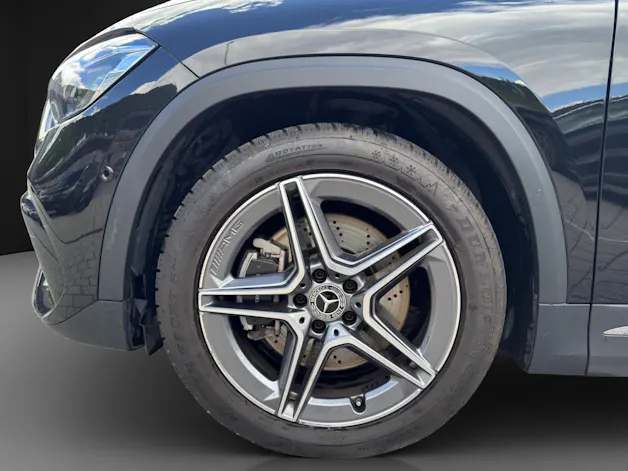 Mercedes-Benz GLA 250 AMG Line 4Matic