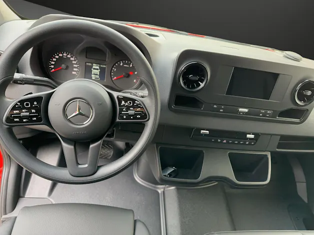 Mercedes-Benz 519 CDI KA 3665 L2H2
