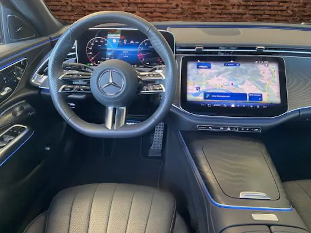 Mercedes-Benz E 200 9G-Tronic 4Matic