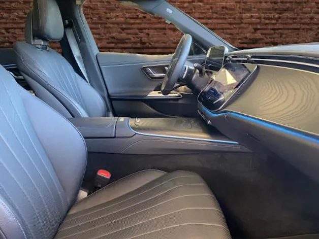 Mercedes-Benz E 200 9G-Tronic 4Matic