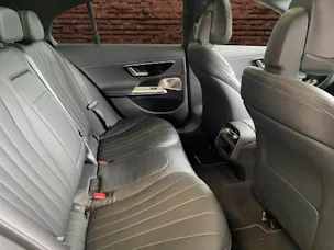 Mercedes-Benz E 200 9G-Tronic 4Matic
