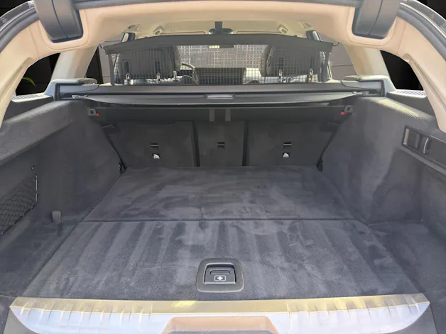 BMW 320e xDrive Touring