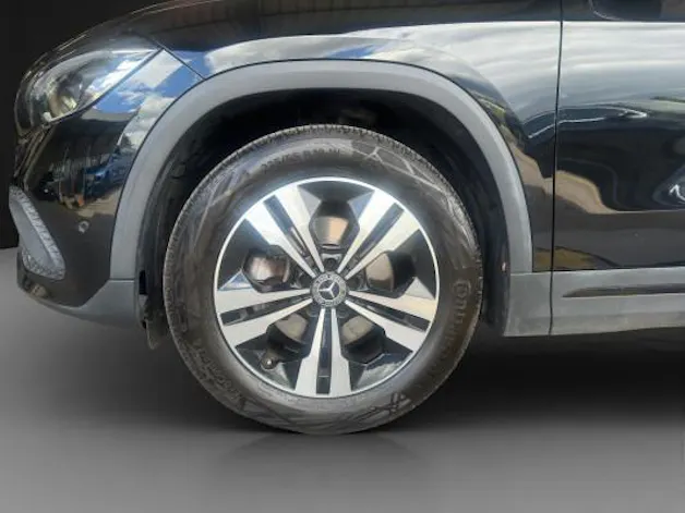 Mercedes-Benz GLA 200d Progress. 4Matic