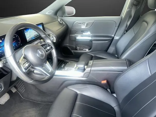 Mercedes-Benz GLA 200d Progress. 4Matic