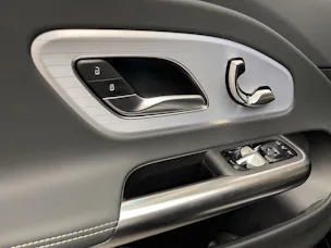 Mercedes-Benz CLA 350 4MATIC Shooting Brake with EQ Technology