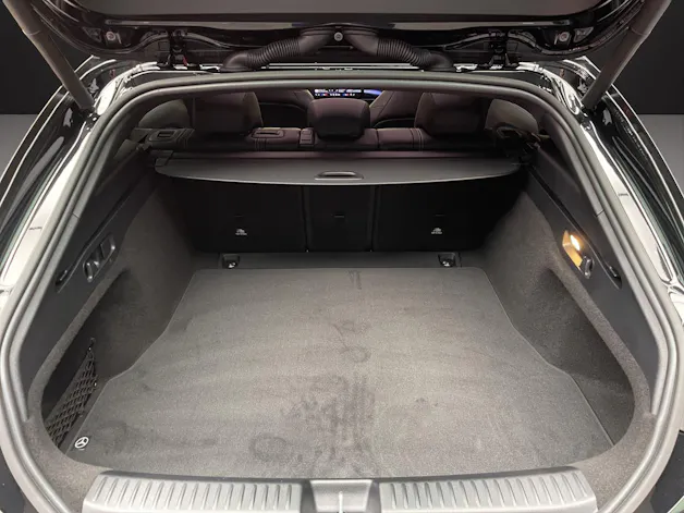 Mercedes-Benz CLA 350 4MATIC Shooting Brake with EQ Technology
