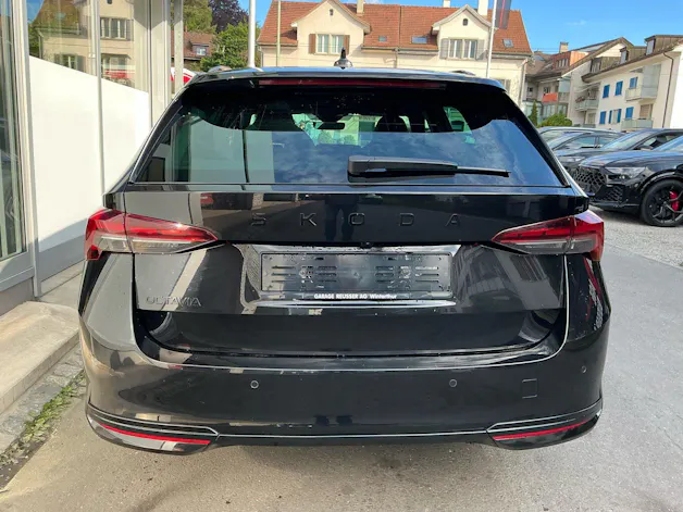 Škoda Octavia Combi 1.5 TSI 150 PS Sportline *** 5 JAHRE SKODA WERKSGARANTIE ***