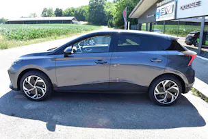 MG 4 EV 64kWh Premium
