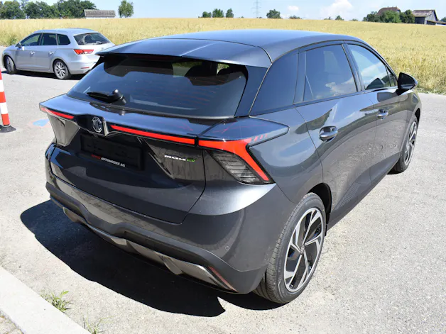 MG 4 EV 64kWh Premium