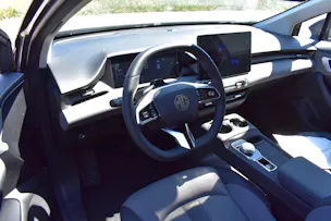 MG 4 EV 64kWh Premium