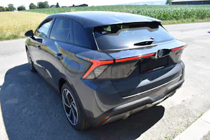 MG 4 EV 64kWh Premium