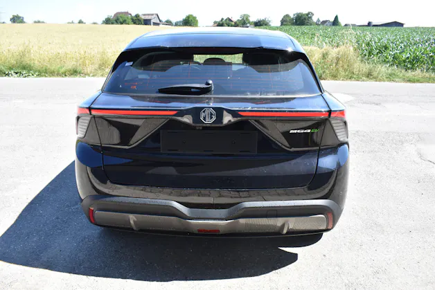 MG 4 EV 64kWh Premium