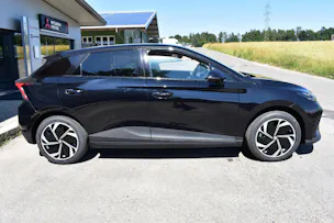MG 4 EV 64kWh Premium