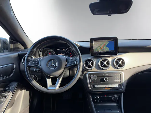 Mercedes-Benz CLA 200 d Night Star
