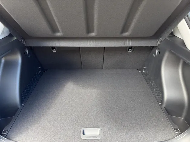 Hyundai Kona 1.6 GDi HEV Amplia DCT