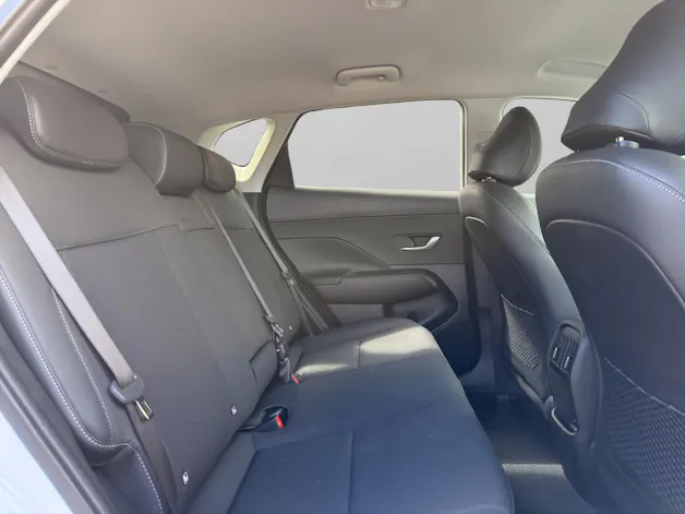 Hyundai Kona 1.6 GDi HEV Amplia DCT