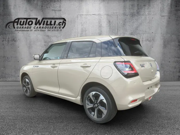 Suzuki Swift 1.2 Sakura Top Hybrid 4x4