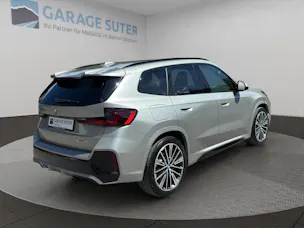 BMW X1 30e xDrive paddles