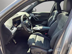 BMW X1 30e xDrive paddles