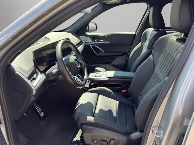 BMW X1 30e xDrive paddles