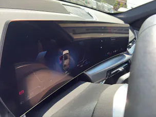 BMW X1 30e xDrive paddles