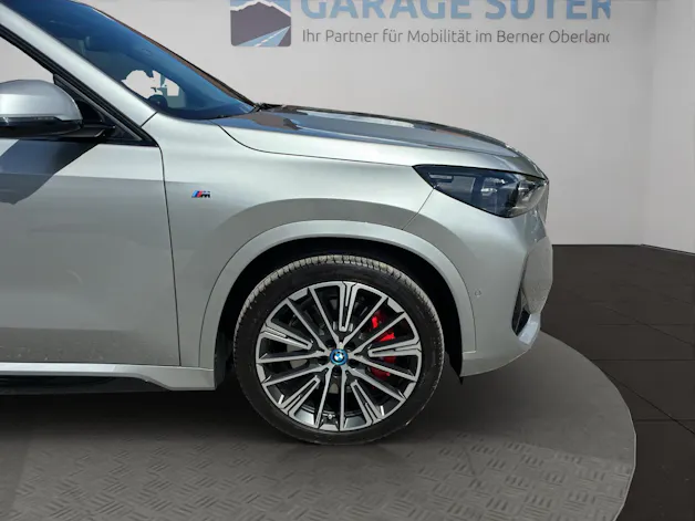 BMW X1 30e xDrive paddles