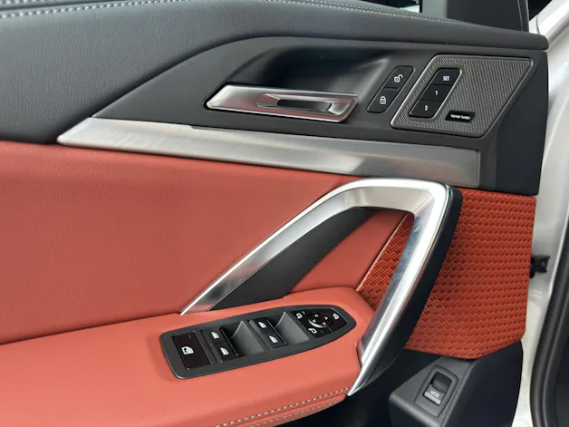 BMW iX1 30 xDrive M Sport Pro Edition