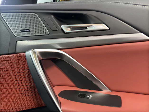 BMW iX1 30 xDrive M Sport Pro Edition