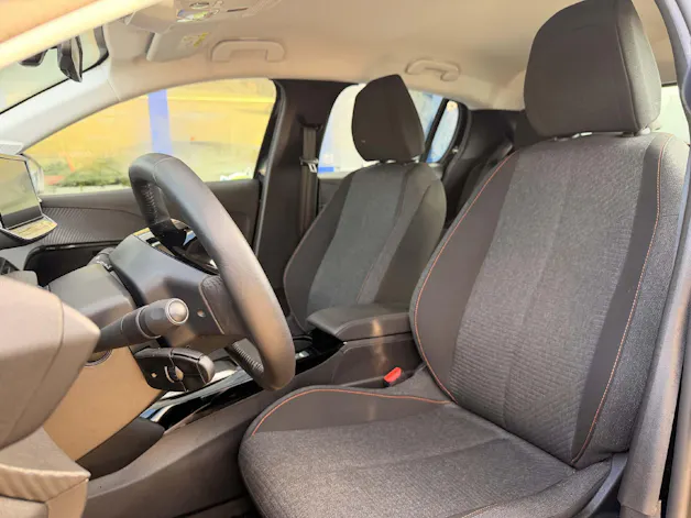 Peugeot 208 e-Style