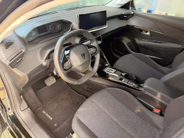 Peugeot 208 e-Style