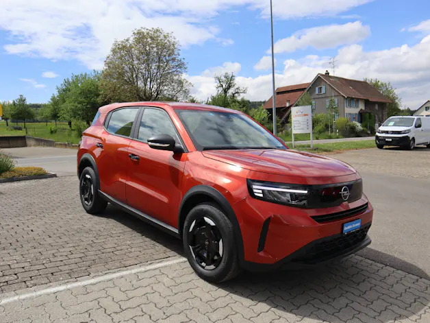 Opel Frontera 1.2 T HEV Edition