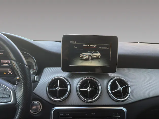 Mercedes-Benz GLA-Klasse X156 GLA 200 d Urban 4m