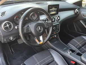 Mercedes-Benz GLA-Klasse X156 GLA 200 d Urban 4m