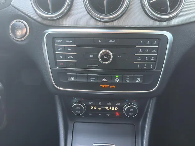 Mercedes-Benz GLA-Klasse X156 GLA 200 d Urban 4m