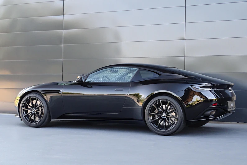 image du véhicule ASTON MARTIN DB11