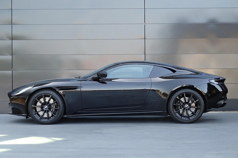 image du véhicule ASTON MARTIN DB11