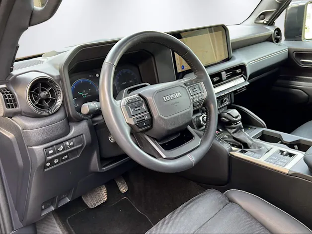 Toyota Land Cruiser 2.8 D Invincible