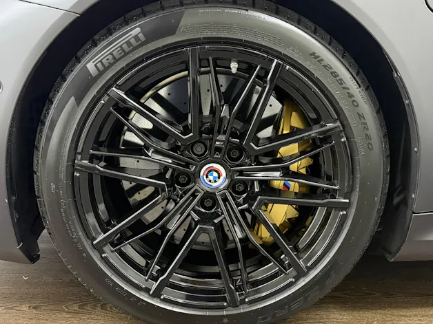 BMW M5 xDrive Touring