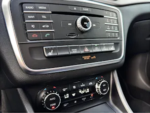 Mercedes-Benz GLA 200 Night Star 7G-DCT