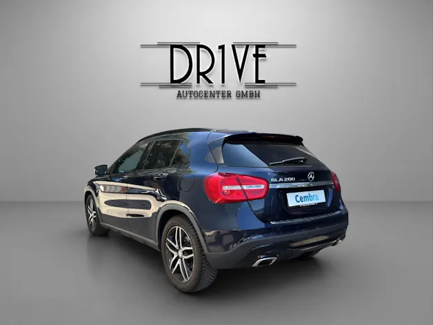 Mercedes-Benz GLA 200 Night Star 7G-DCT